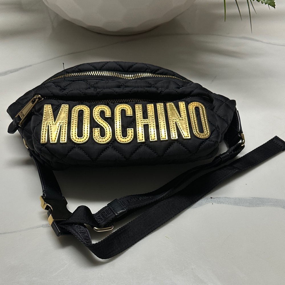 Moschino Black Quilted Nylon Belt Bag with Gold Lettering. Travel in Style - Picture 7 of 17